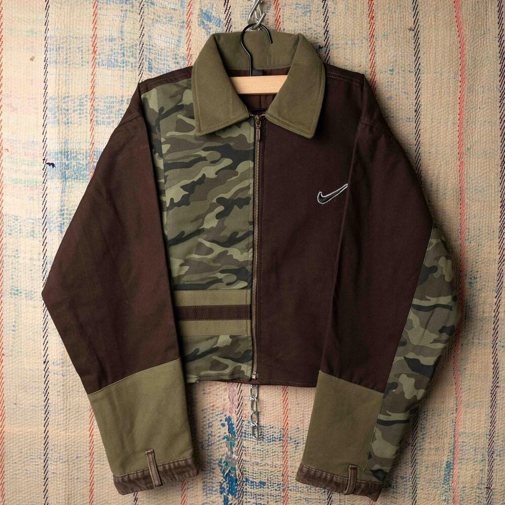 Custom upcycled cropped nike jacket medium